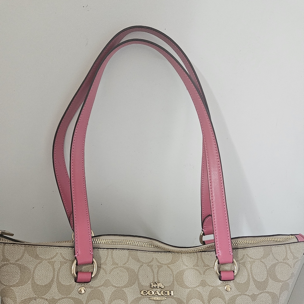 Like New!Coach Signature Coated Canvas tan /Pink Tote bag - Picture 4 of 12